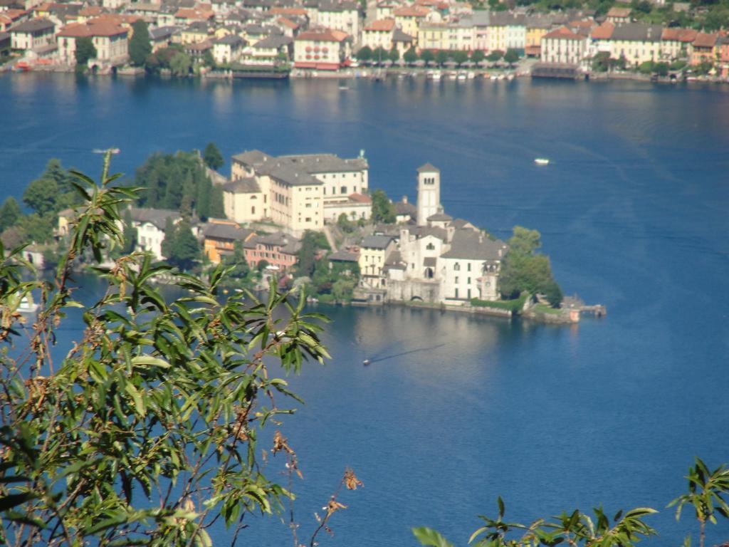 Ferienwohnung Ginetta Madonna Del Sasso Zimmer foto